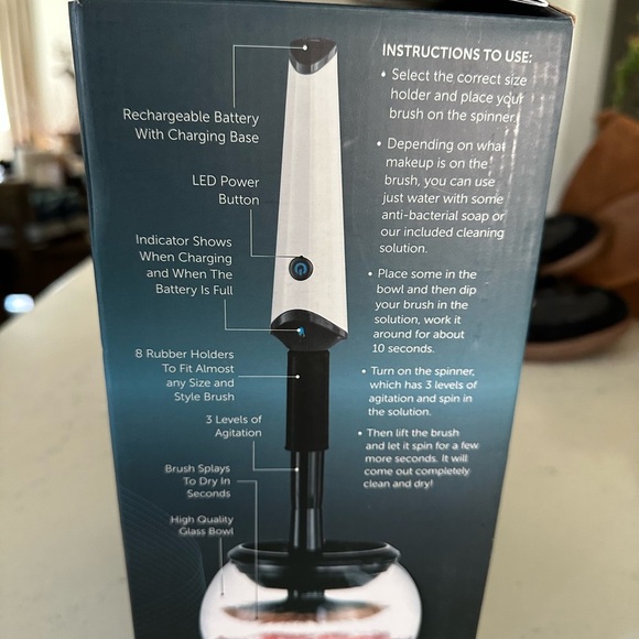 Luxe Brush Spinner in Teal and Black - Picture 3 of 7